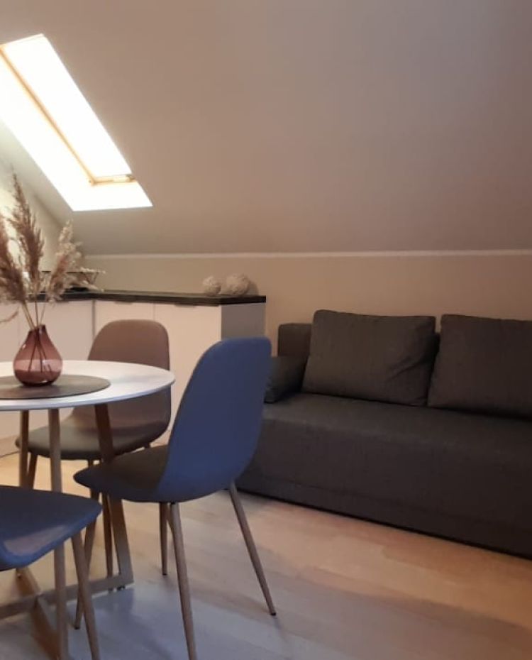 Apartament "E" II piętro